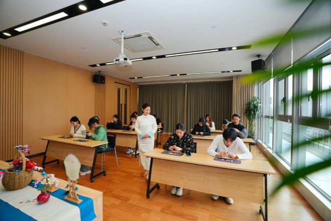 kaiyun官网“缤谷夜校秋季班”课表新鲜出炉→(图1)