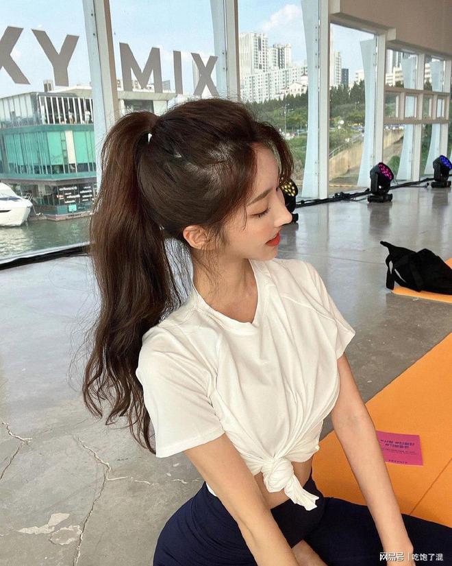 可爱又舒适的瑜伽服让你在瑜伽课上成为最亮眼的那个(图2)